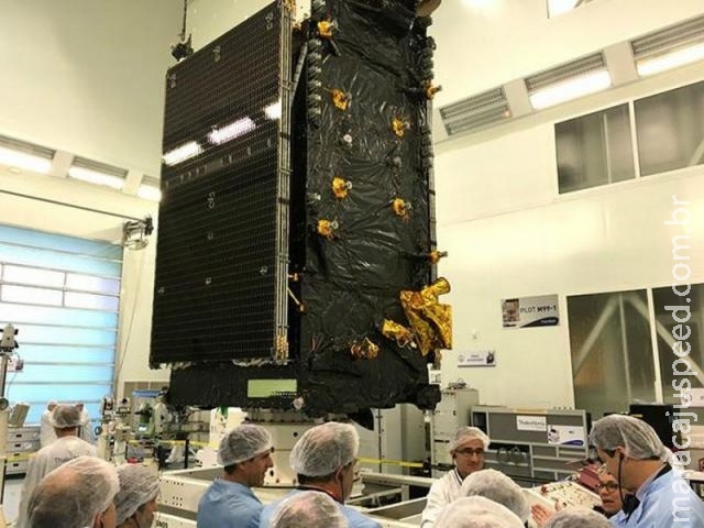 Defesa recebe satélite que aumentará banda larga no País Defesa recebe satélite que aumentará banda larga no País