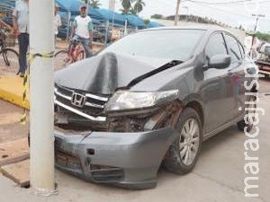 Empresário passa mal, bate carro e morre a caminho do hospital Empresário passa mal, bate carro e morre a caminho do hospital