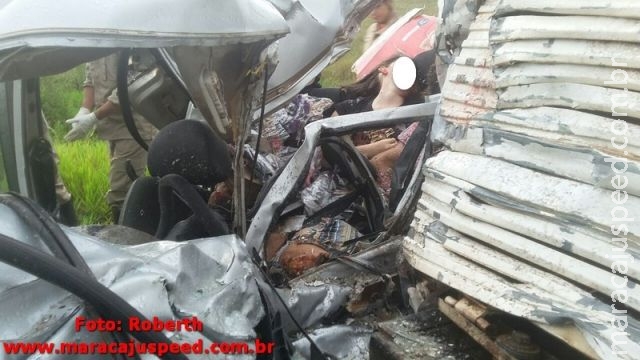 Maracaju/Matéria Completa: Colisão frontal entre caminhão e Fiat Uno deixa 4 vítimas fatais na MS-162