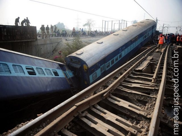 Acidente de trem na Índia deixa mortos e feridos Acidente de trem na Índia deixa mortos e feridos