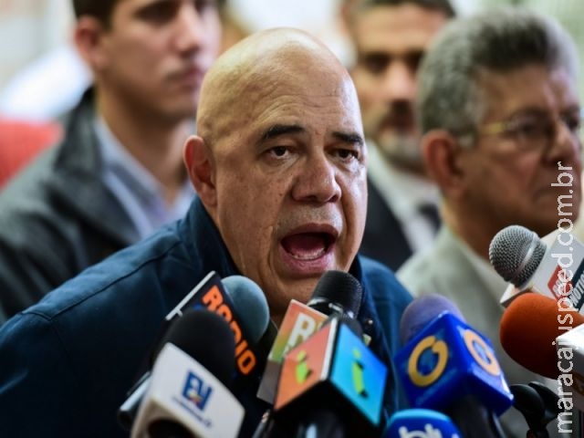 Líder opositor pede a Parlamento venezuelano que investigue tragédia do Chapecoense Líder opositor pede a Parlamento venezuelano que investigue tragédia do Chapecoense