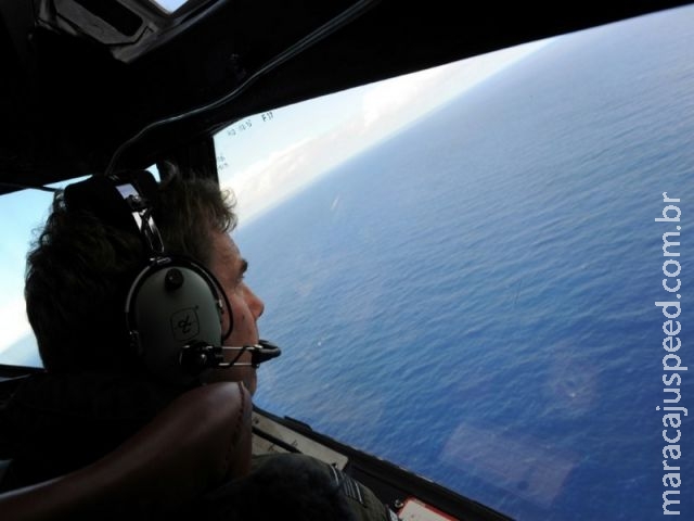 Buscas de destroços do voo MH370 terminarão em duas semanas Buscas de destroços do voo MH370 terminarão em duas semanas