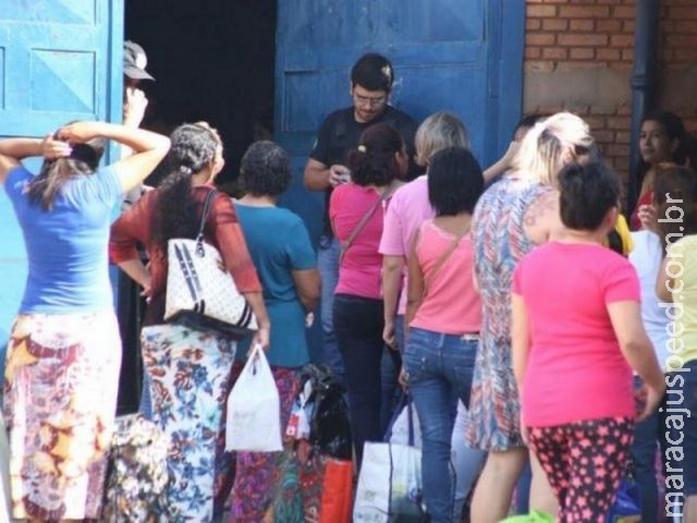 Com medo de "guerra ", familiares evitam visita a pedido de presos Com medo de "guerra ", familiares evitam visita a pedido de presos