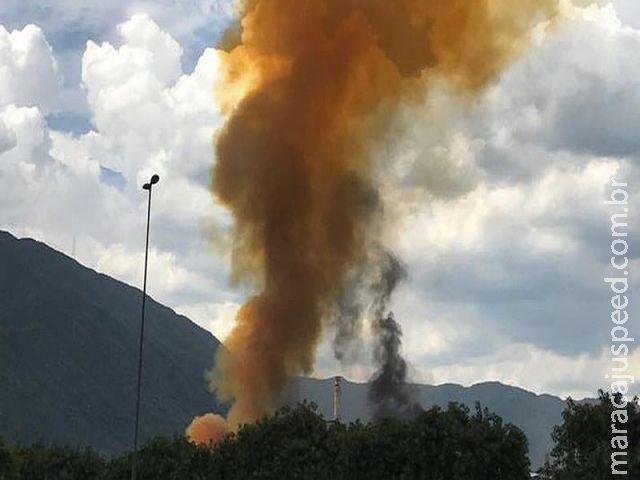 Incêndio em fábrica de fertilizantes em Cubatão liberou uma perigosa fumaça com nitrato de amônio Incêndio em fábrica de fertilizantes em Cubatão liberou uma perigosa fumaça com nitrato de amônio