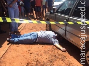 Comerciante é executado com 15 tiros em frente a serralheria na fronteira