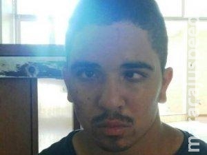 Estuprada e esfaqueada, mulher pede ajuda em estrada e bandido é preso