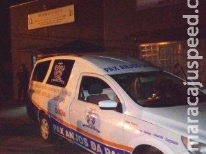Homem é morto e outro baleado a tiros em tabacaria Homem é morto e outro baleado a tiros em tabacaria