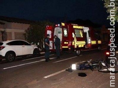 Jovem motociclista morre ao invadir preferencial e colidir em carro Jovem motociclista morre ao invadir preferencial e colidir em carro