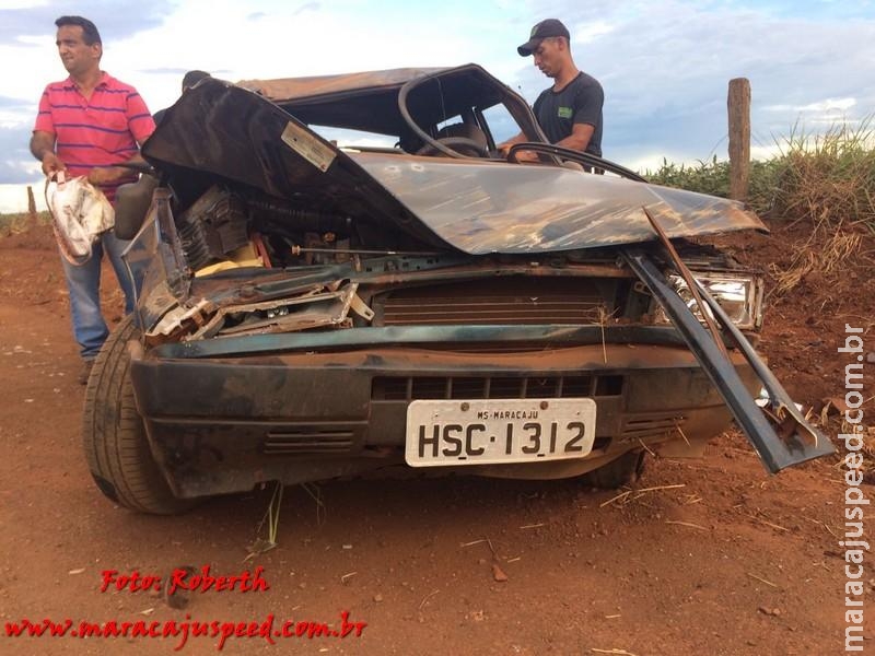 Maracaju: Veículo capota na estrada que dá acesso à Fundação MS e bebê é arremessado para fora de veículo e fica em estado grave