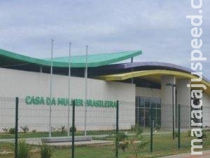 Menina de 12 anos afirma que foi estuprada em festa com álcool e drogas Menina de 12 anos afirma que foi estuprada em festa com álcool e drogas