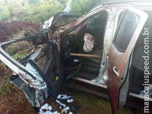 Motorista fica ferido ao atropelar cavalo em rodovia de MS Motorista fica ferido ao atropelar cavalo em rodovia de MS