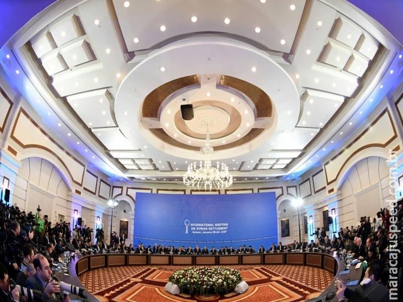 Negociações de paz para Síria começam em Astana (oficial) Negociações de paz para Síria começam em Astana (oficial)
