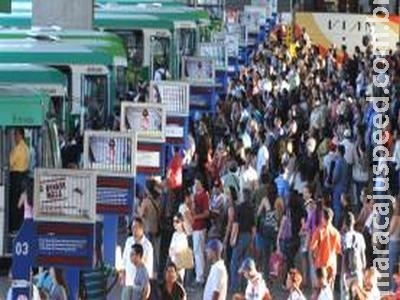 Ônibus superlotado é principal queixa de internautas sobre transporte Ônibus superlotado é principal queixa de internautas sobre transporte