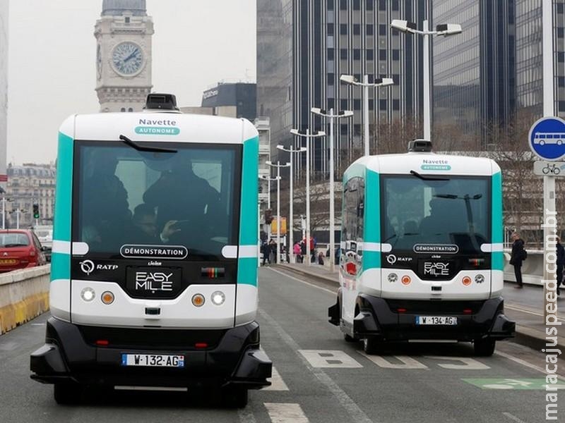 Paris testa van elétrica e sem motorista nas ruas Paris testa van elétrica e sem motorista nas ruas