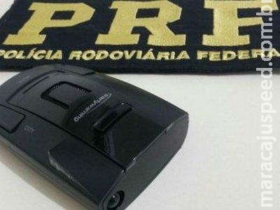 PRF apreende caminhonete com dispositivo antirradar proibido PRF apreende caminhonete com dispositivo antirradar proibido