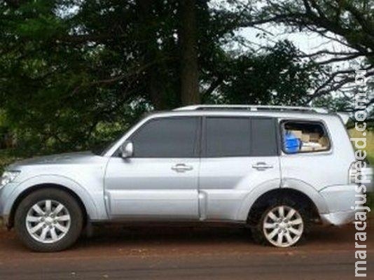 Traficantes trocam tiros com policiais e abandonam Pajero com maconha