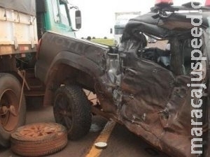 Acidente que matou policiais aconteceu quando viatura invadiu pista contrária Acidente que matou policiais aconteceu quando viatura invadiu pista contrária
