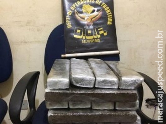 Adolescente é flagrado com 20 quilos de maconha em ônibus Adolescente é flagrado com 20 quilos de maconha em ônibus