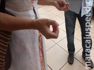 Agressão com mangueira durou 10 minutos, afirmam familiares da vítima Agressão com mangueira durou 10 minutos, afirmam familiares da vítima