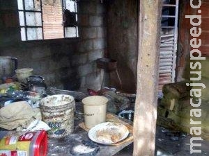 Casa onde vivia idoso morto com nove facadas já havia sido incendiada Casa onde vivia idoso morto com nove facadas já havia sido incendiada