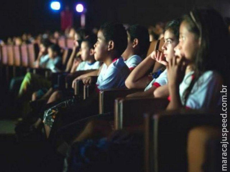 Filmes nacionais serão exibidos em escolas públicas