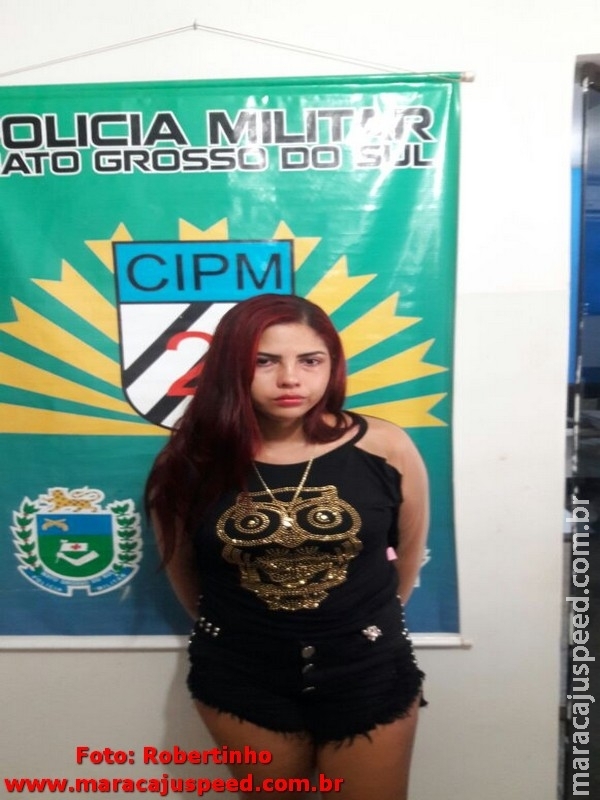 Maracaju: Dupla suspeita é abordada e jovem é presa por ter mandado de prisão em aberto por tráfico de drogas
