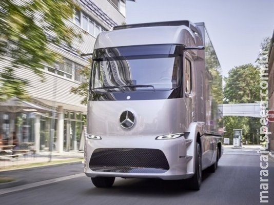 Mercedes-Benz começa a testar caminhões totalmente elétricosMercedes-Benz começa a testar caminhões totalmente elétricos Mercedes-Benz começa a testar caminhões totalmente elétricosMercedes-Benz começa a testar caminhões totalmente elétricos