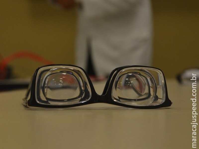 Paraibano cria aparelho que aumenta visão de pessoas com glaucoma Paraibano cria aparelho que aumenta visão de pessoas com glaucoma