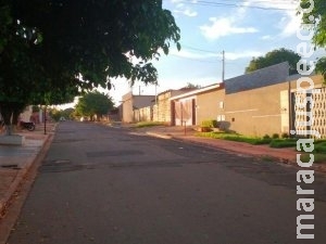 Após aborto, jovem enterrou bebê em caixa com flores e rosário dentro