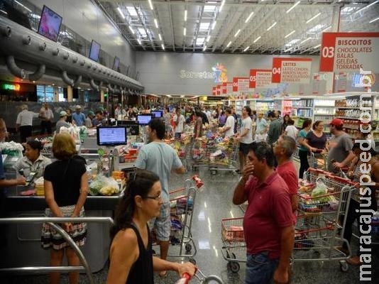 Consumidor deve ficar atento ao aspecto da carne, dizem especialistas