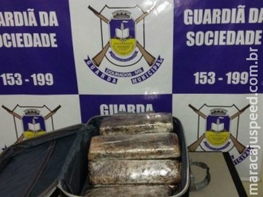 GM apreende adolescente com maconha na rodoviária
