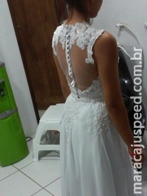 Jovem é assaltada e fica sem vestido de noiva: 