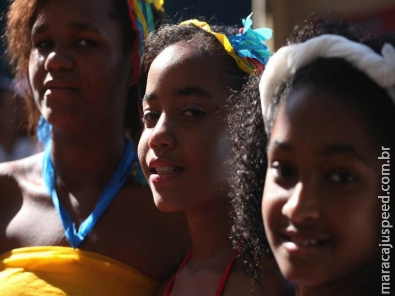 Negros são mais afetados por desigualdades e violência no Brasil, alerta agência da ONU Negros são mais afetados por desigualdades e violência no Brasil, alerta agência da ONU