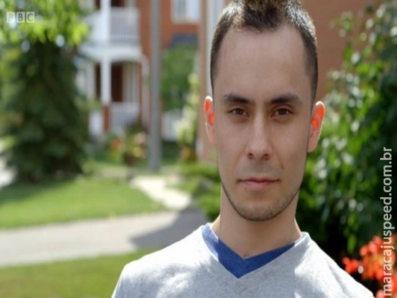 O jovem que viveu dois meses enclausurado em seu próprio corpo e se recuperou para contar a experiência