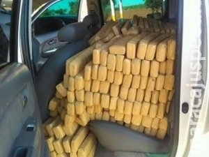 PRE apreende 1,1 toneleda de maconha sendo levada em camionete paraguaia