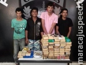 Quarteto é preso com arma, drogas estocadas e munições para fuzil