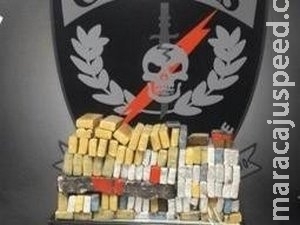 Quatro pessoas são presas e 124 tabletes de maconha apreendidos