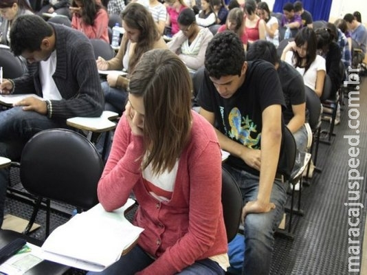 Candidatos com deficência auditiva contarão com tradutores durante o Enem