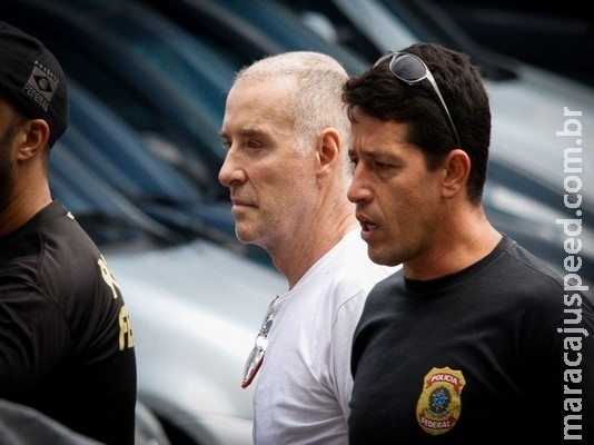 Gilmar Mendes manda soltar o empresário Eike Batista Gilmar Mendes manda soltar o empresário Eike Batista