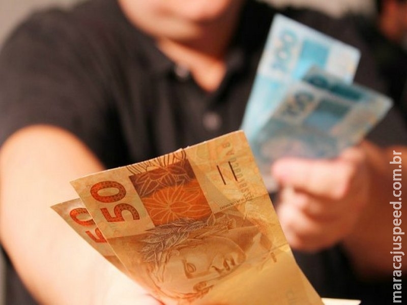 Mais de 2 milhões de trabalhadores ainda não sacaram o abono salarial Mais de 2 milhões de trabalhadores ainda não sacaram o abono salarial