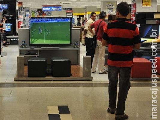 Mercado financeiro espera que taxa de juros caia de 12,25% para 8,75% Mercado financeiro espera que taxa de juros caia de 12,25% para 8,75%