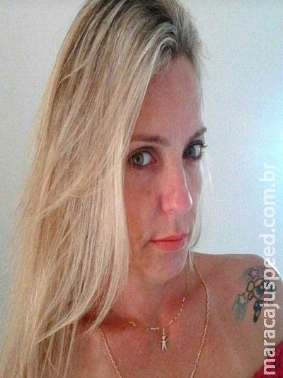 Mulher luta com bandido para salvar marido e é morta com tiro na cabeça