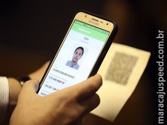 Carteiras de motorista terão novo código de segurança Carteiras de motorista terão novo código de segurança