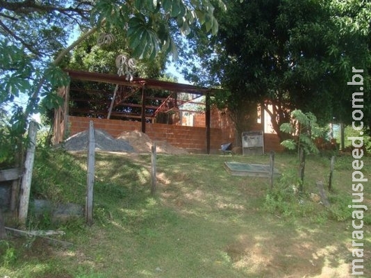 Construção ilegal de rancho de pesca é interditada e gera multa de R$ 45 mil Construção ilegal de rancho de pesca é interditada e gera multa de R$ 45 mil