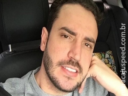 Corpo de Didi Latino, ex-empresário de Cristiano Araújo, é velado em Goiânia Corpo de Didi Latino, ex-empresário de Cristiano Araújo, é velado em Goiânia