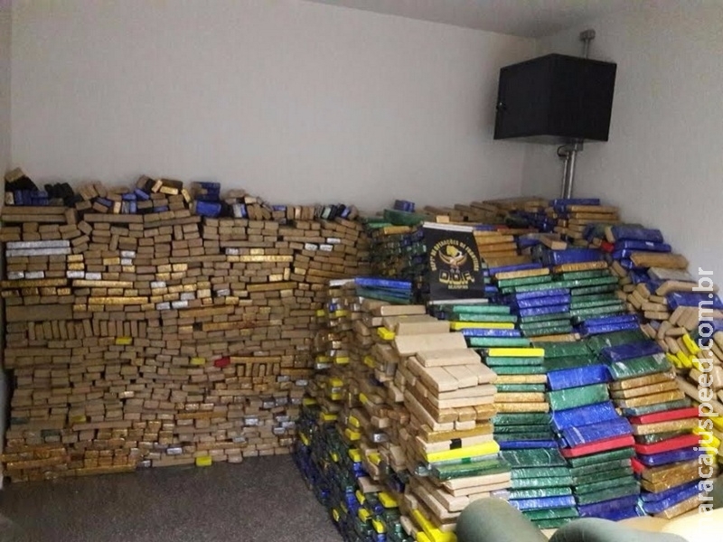 DOF apreende quase 4t de maconha e recupera três veículos DOF apreende quase 4t de maconha e recupera três veículos