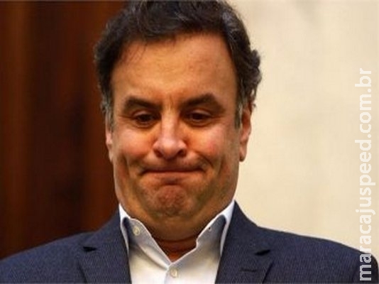 Fachin afasta Aécio do mandato de senador e determina que STF avalie prisão Fachin afasta Aécio do mandato de senador e determina que STF avalie prisão