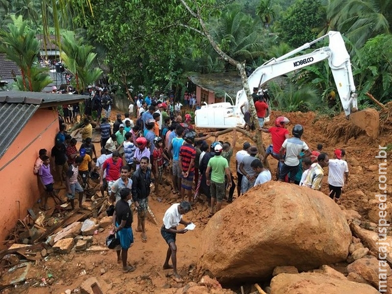 Inundações e deslizamentos deixam mortos e desaparecidos