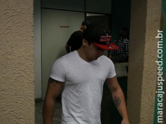 Jovem espancado por ‘bad boys’ após festa pede indenização de R$ 120 mil Jovem espancado por ‘bad boys’ após festa pede indenização de R$ 120 mil
