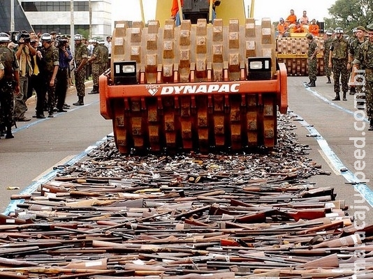Justiça retirou 320 mil armas de circulação nos últimos 5 anos Justiça retirou 320 mil armas de circulação nos últimos 5 anos
